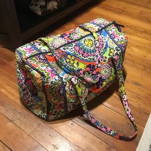 Vera Bradley medium travel duffel bag